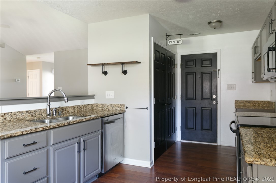 5508 Archer Road Hope Mills, NC 28348 - Photo 12 of 19 Gallery Image 12