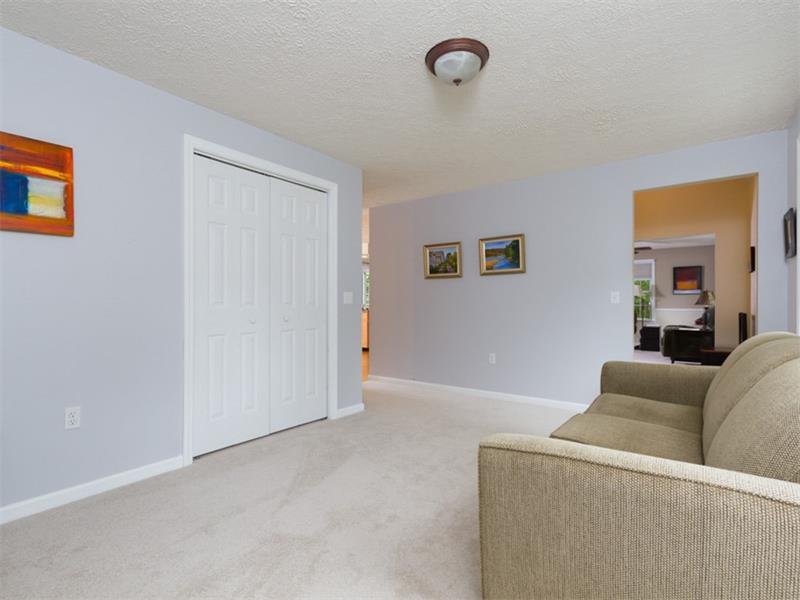 661 Cathance Road Topsham, ME 04086 - Photo 13 of 31 Family Room