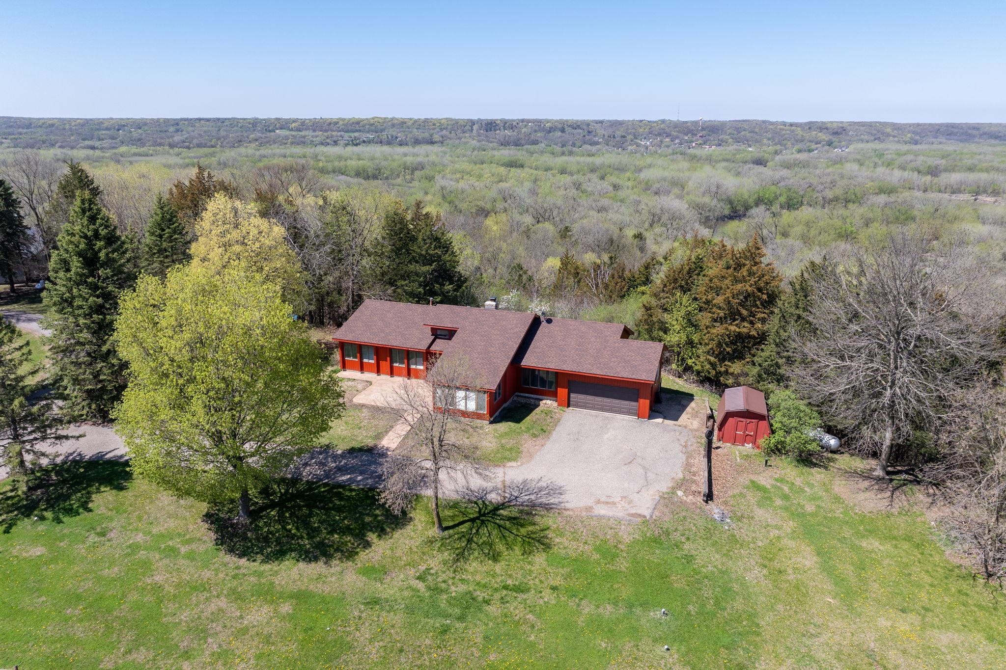 29558 Pumpkin Hill Road Le Sueur, MN 56058 - Photo 3 of 47
