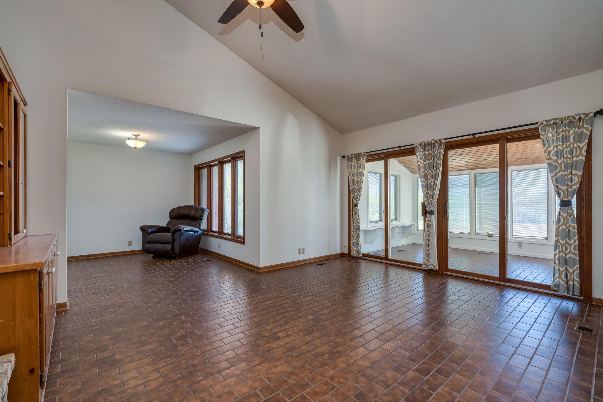 29558 Pumpkin Hill Road Le Sueur, MN 56058 - Photo 9 of 47