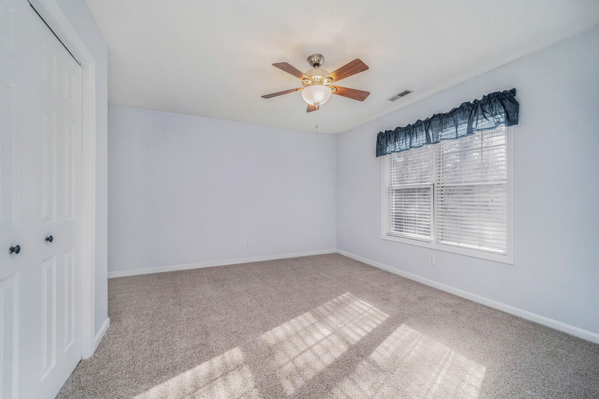 109 Kenilworth Road Summerville, SC 29485 - Photo 18 of 26 DSCF7075