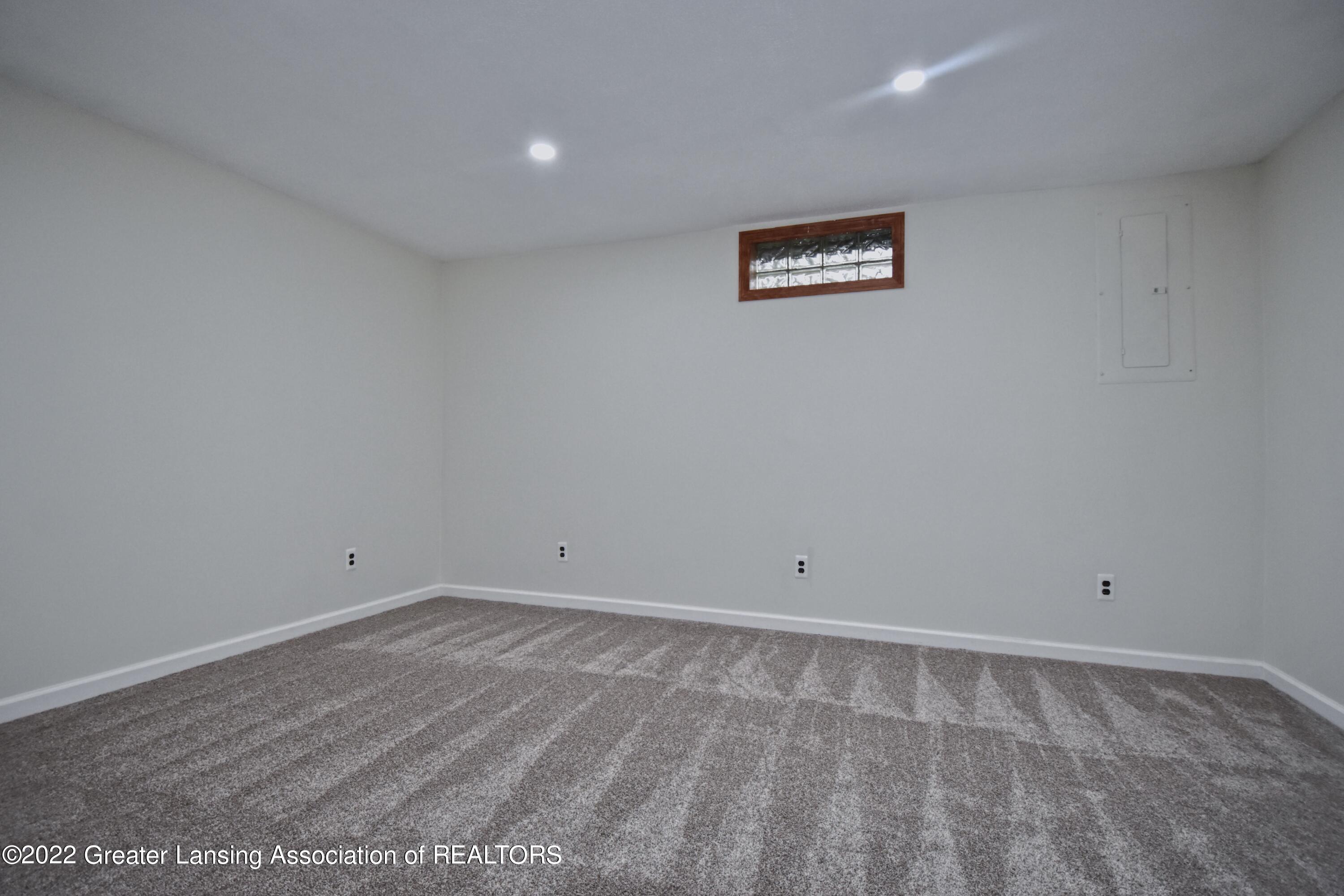 299 Ives Road Mason, MI 48854 - Photo 35 of 38 Basement Room1