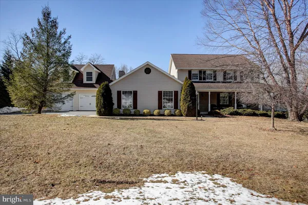 $599,900 | 11459 Valleywood Drive, Waynesboro, PA 17268
