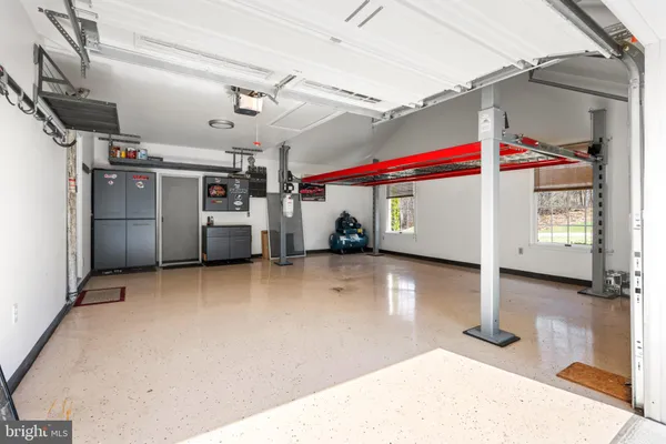 $599,900 | 11459 Valleywood Drive, Waynesboro, PA 17268