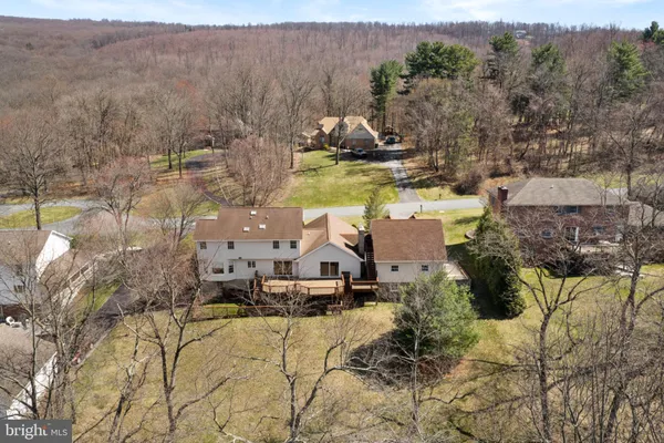 $599,900 | 11459 Valleywood Drive, Waynesboro, PA 17268