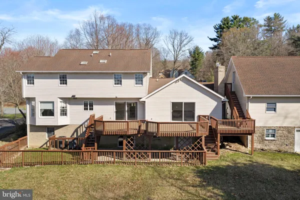 $599,900 | 11459 Valleywood Drive, Waynesboro, PA 17268