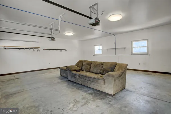 $599,900 | 11459 Valleywood Drive, Waynesboro, PA 17268