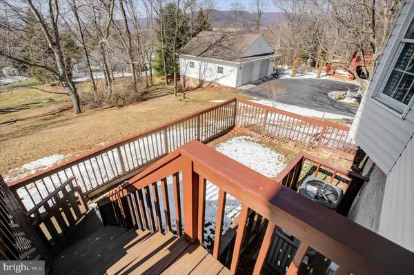 $599,900 | 11459 Valleywood Drive, Waynesboro, PA 17268