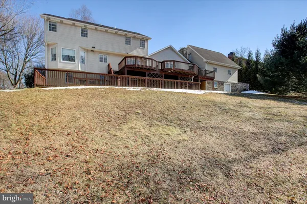 $599,900 | 11459 Valleywood Drive, Waynesboro, PA 17268