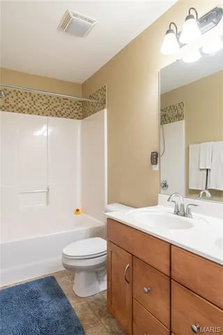 $450,000 | 625 Longfellow Drive, O'Fallon, IL 62269