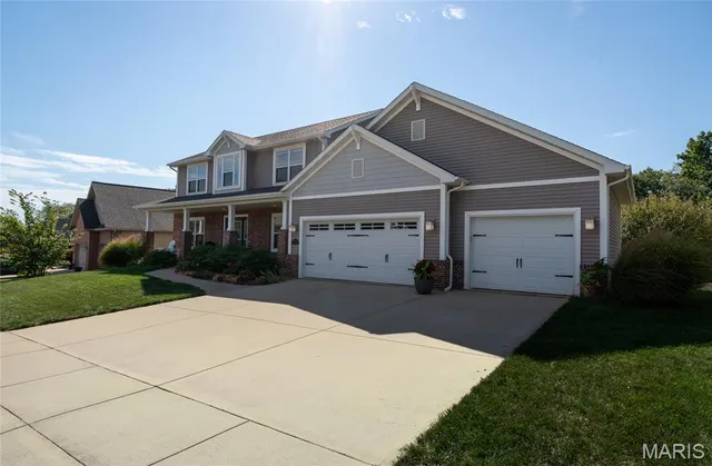 $450,000 | 625 Longfellow Drive, O'Fallon, IL 62269