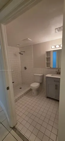 $2,100 | 55 East 4th Street, Unit 104, Hialeah, FL 33010