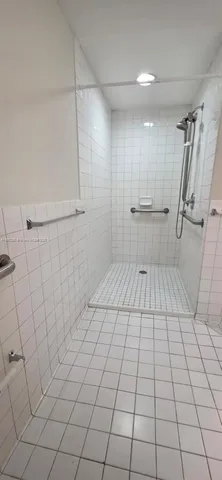 $2,100 | 55 East 4th Street, Unit 104, Hialeah, FL 33010