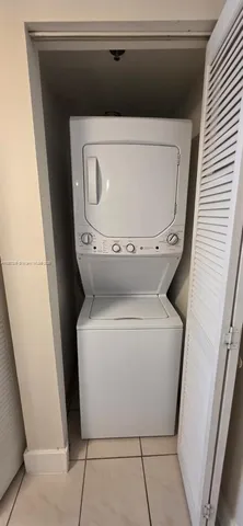 $2,100 | 55 East 4th Street, Unit 104, Hialeah, FL 33010