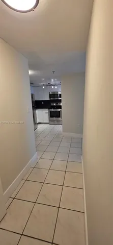 $2,100 | 55 East 4th Street, Unit 104, Hialeah, FL 33010