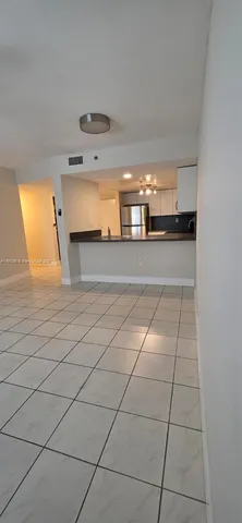 $2,100 | 55 East 4th Street, Unit 104, Hialeah, FL 33010