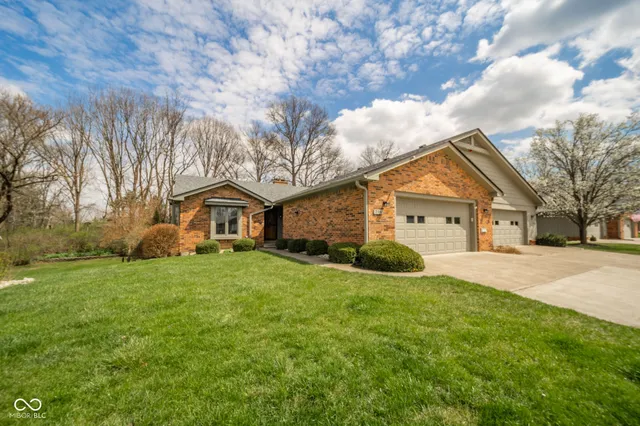 $349,900 | 206 Somerville Road, Anderson, IN 46011