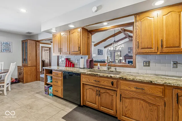 $349,900 | 206 Somerville Road, Anderson, IN 46011