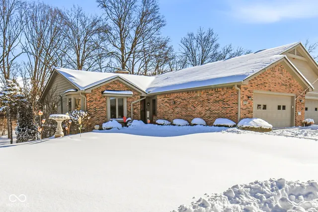 $349,900 | 206 Somerville Road, Anderson, IN 46011