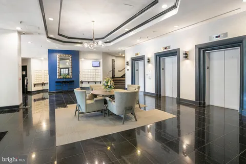 $424,999 | 1001 North Randolph Street, Unit 1020, Arlington, VA 22201