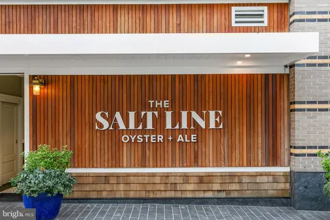 $424,999 | 1001 North Randolph Street, Unit 1020, Arlington, VA 22201