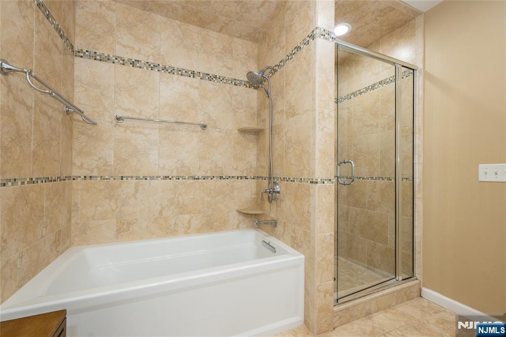 15 Congress Road Emerson, NJ 07630 - Photo 16 of 48