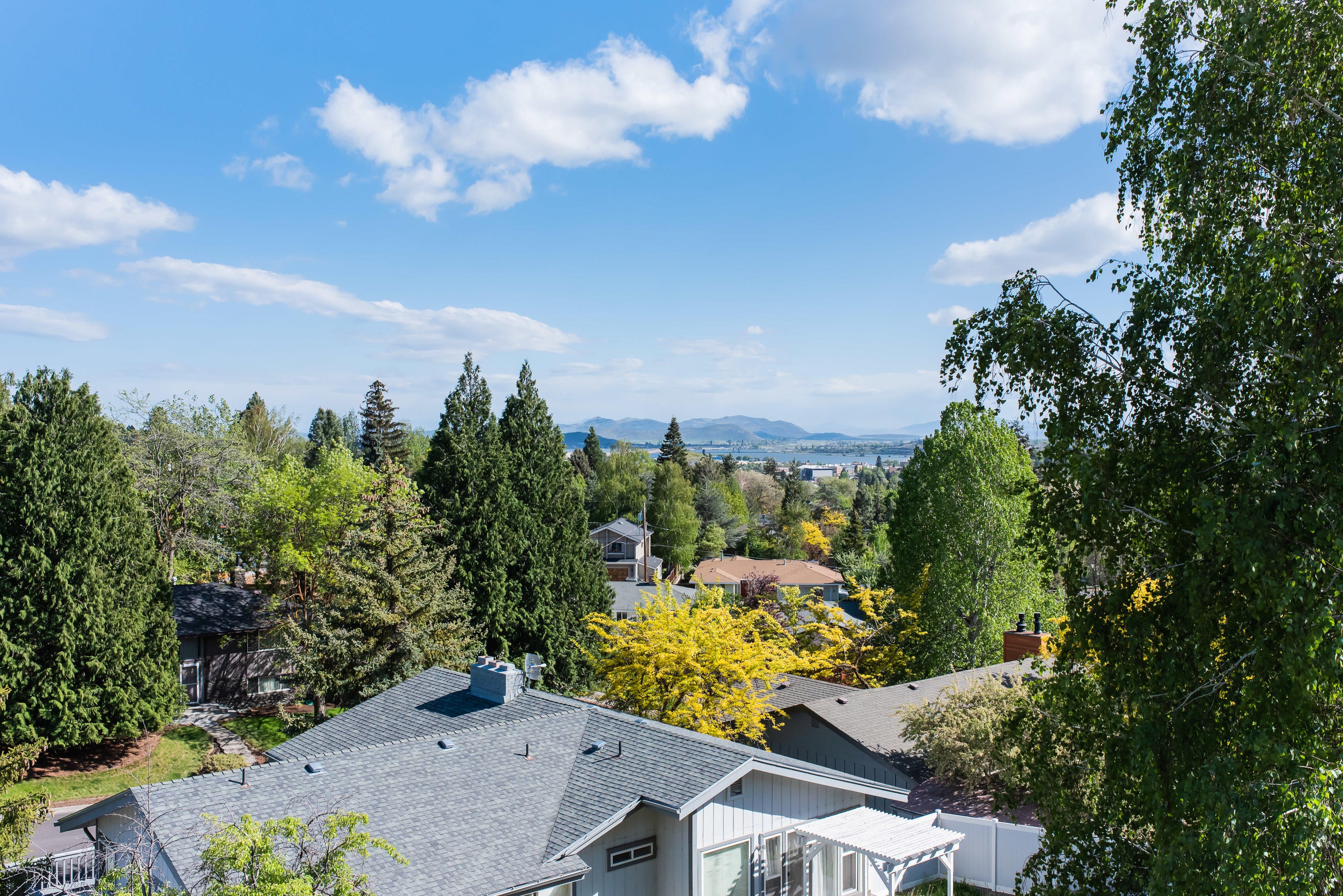 211 Ridgecrest Drive Klamath Falls, OR 97601 - Photo 68 of 69 _DSC4567