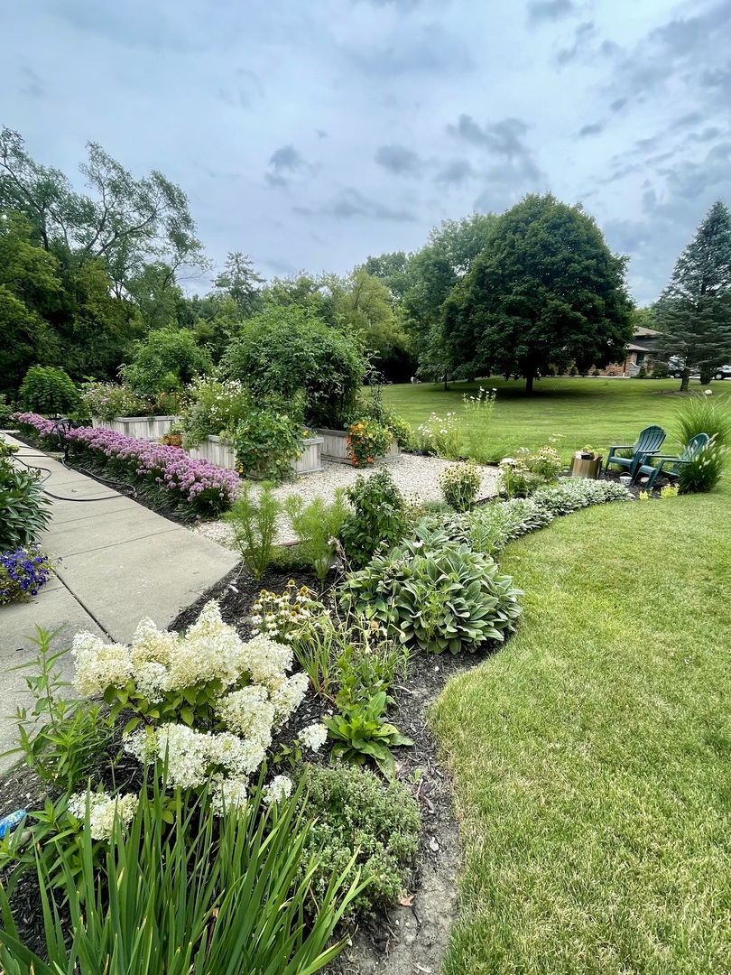 125 South Deerpath Road Barrington, IL 60010 - Photo 26 of 32 Gallery Image 26