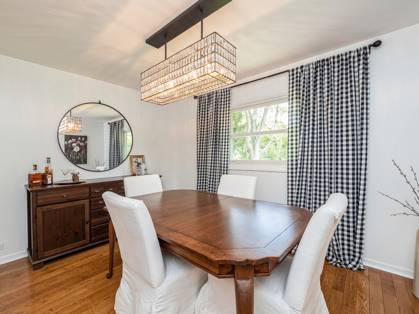 125 South Deerpath Road Barrington, IL 60010 - Photo 5 of 32 Gallery Image 5