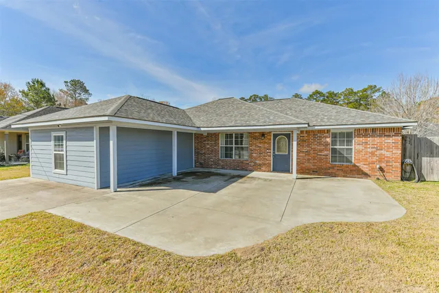 $259,993 | 1106 Jefferson Avenue, Cleveland, TX 77327