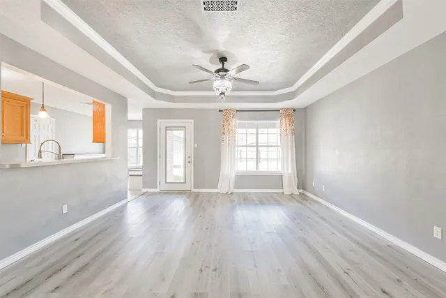 $259,993 | 1106 Jefferson Avenue, Cleveland, TX 77327