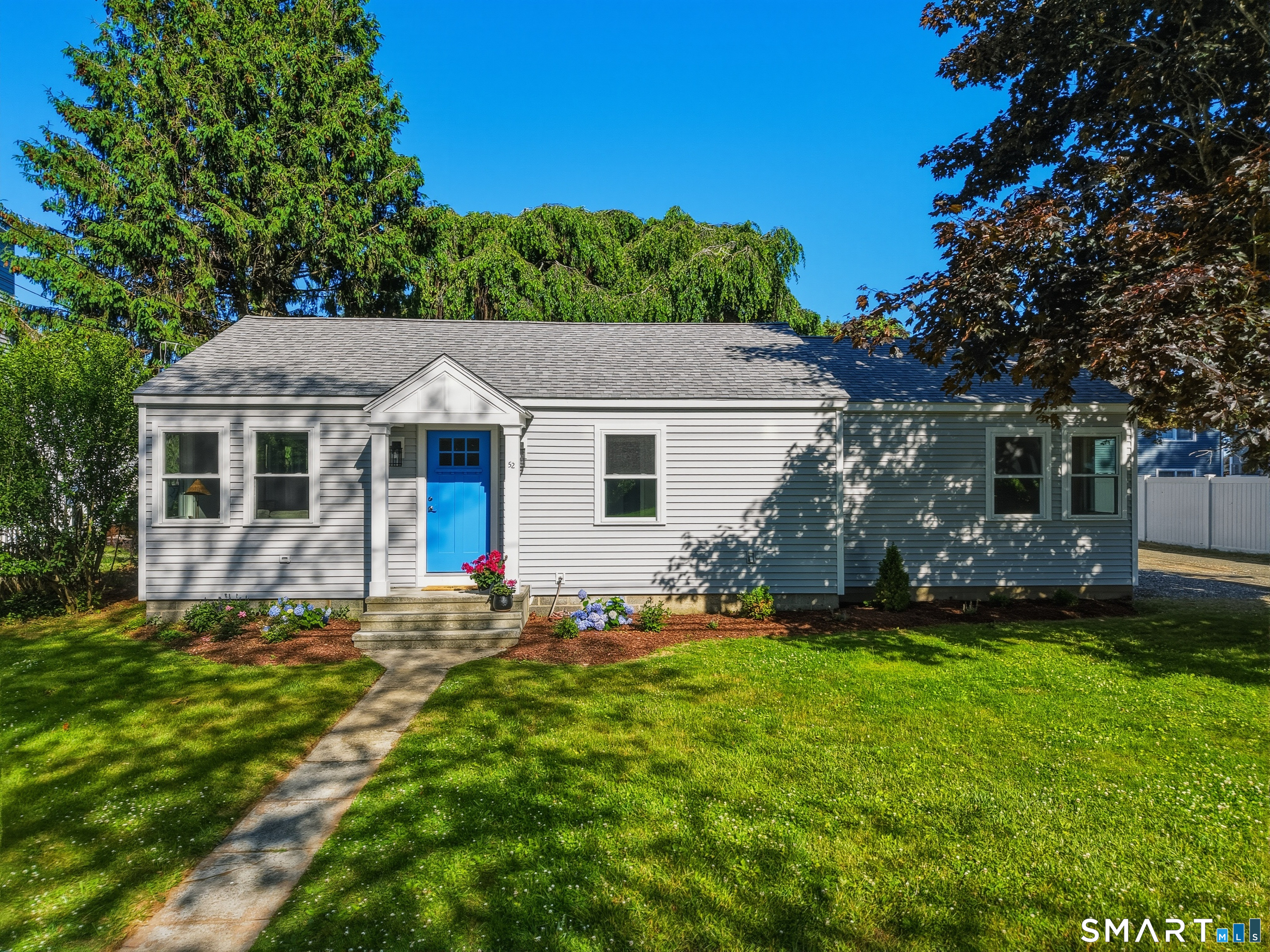 52 Chalker Beach Road Old Saybrook, CT 06475 - Photo 1 of 32