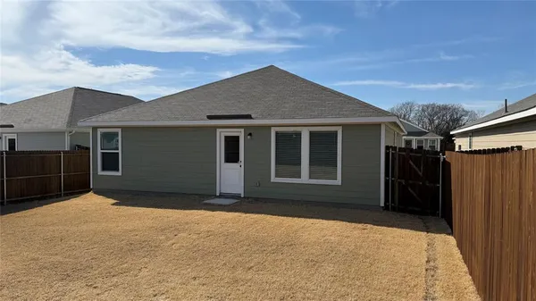 $1,850 | 5821 Cherry Holw Way, Princeton, TX 75407