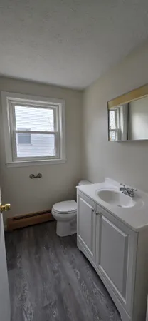 $2,100 | 35 Westland Avenue, Manchester, NH 03103