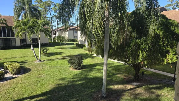 $1,595 | 222 Pine High Occupancy Vehicle Circle, Unit B2, Greenacres, FL 33463