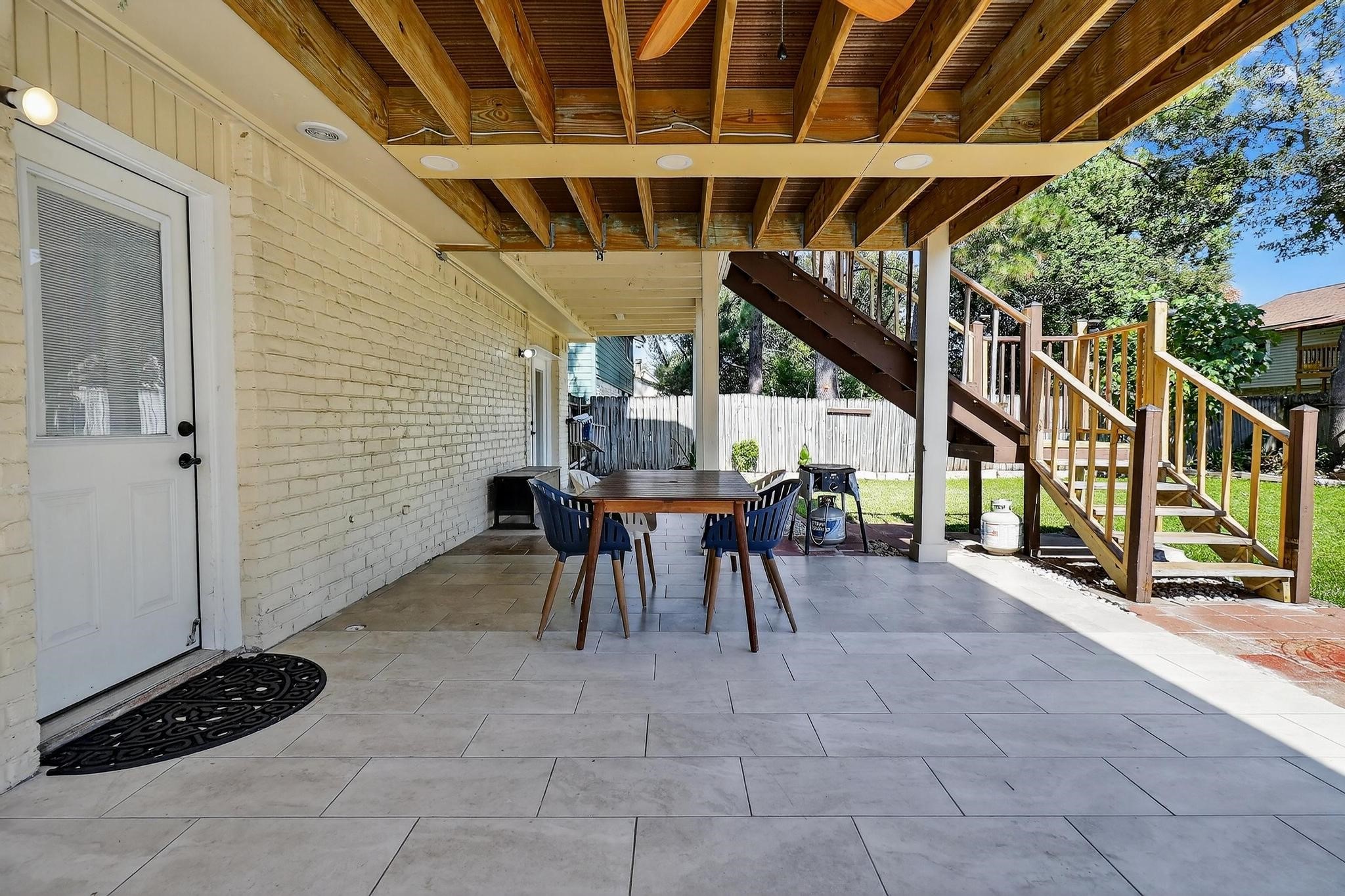 14418 Louetta Road Cypress, TX 77429 - Photo 30 of 39 a view of entryway with seating area