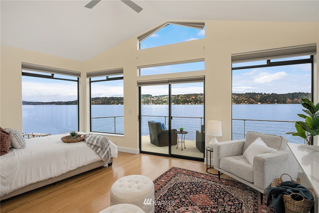 10718 Riviera Place Northeast Seattle, WA 98125 - Photo 11 of 29 Gallery Image 11