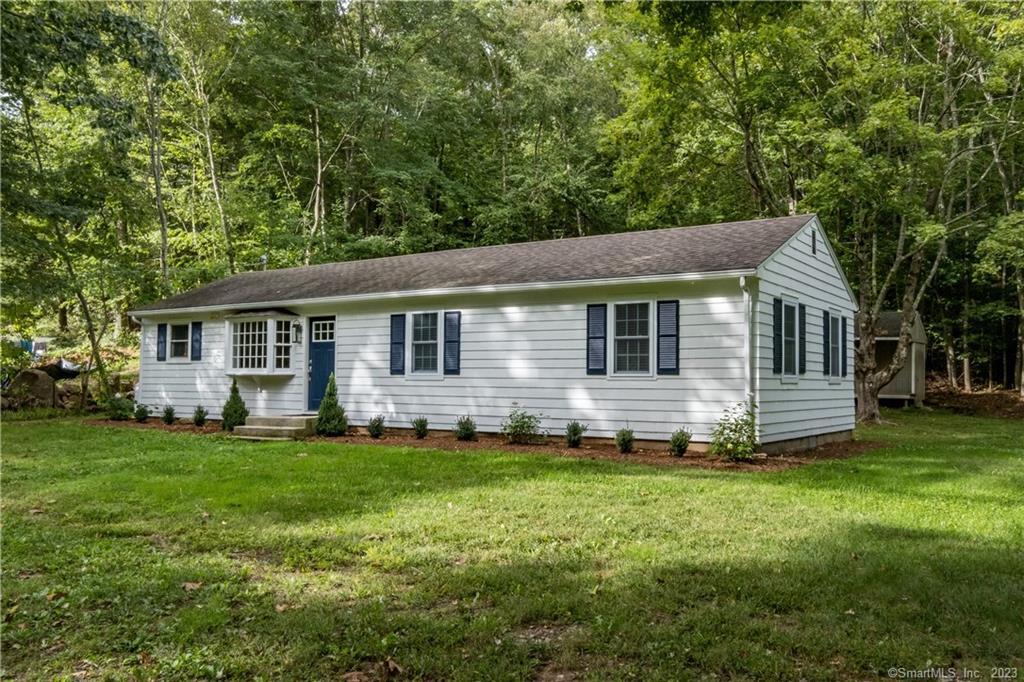 183 Sachem Head Road Guilford, CT 06437 - Photo 1 of 1 Gallery Image 1