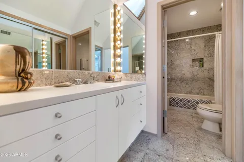 $3,950,000 | 3400 East Palo Verde Drive, Paradise Valley, AZ 85253