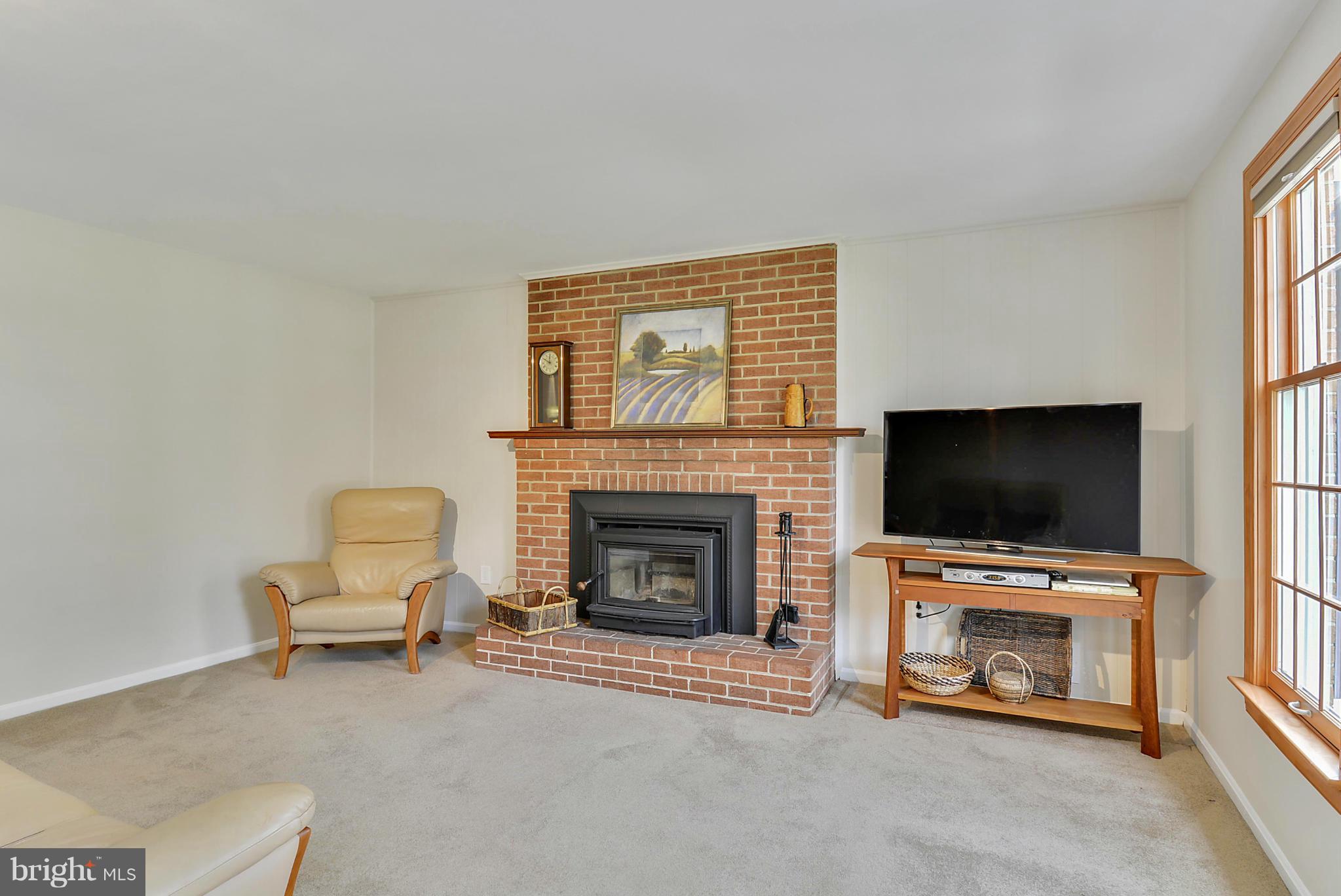 15429 Tindlay Street Silver Spring, MD 20905 - Photo 4 of 30 Family Room