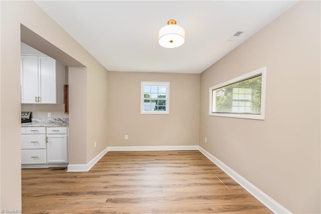 4353 Valley View Road Thomasville, NC 27360 - Photo 16 of 37