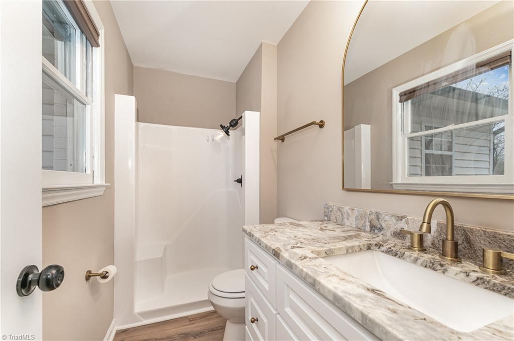 4353 Valley View Road Thomasville, NC 27360 - Photo 22 of 37