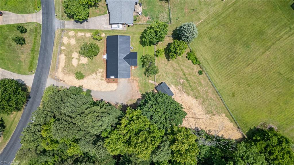 4353 Valley View Road Thomasville, NC 27360 - Photo 36 of 37