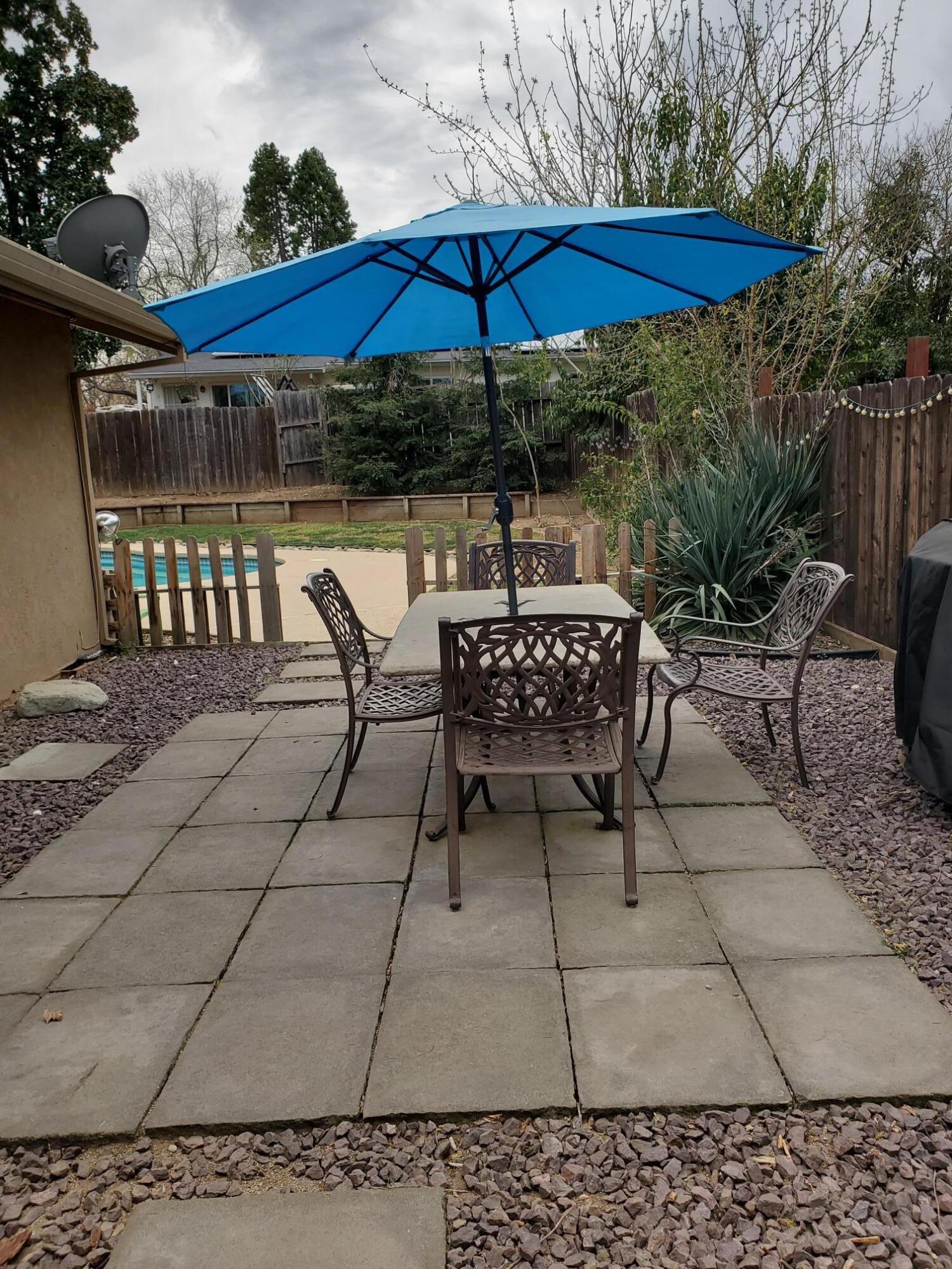 458 Rome Avenue Redding, CA 96001 - Photo 8 of 22 Rome patio
