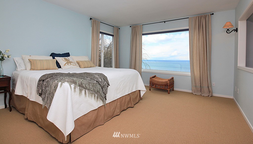 2329 West Beach Road Oak Harbor, WA 98277 - Photo 8 of 14 Gallery Image 8