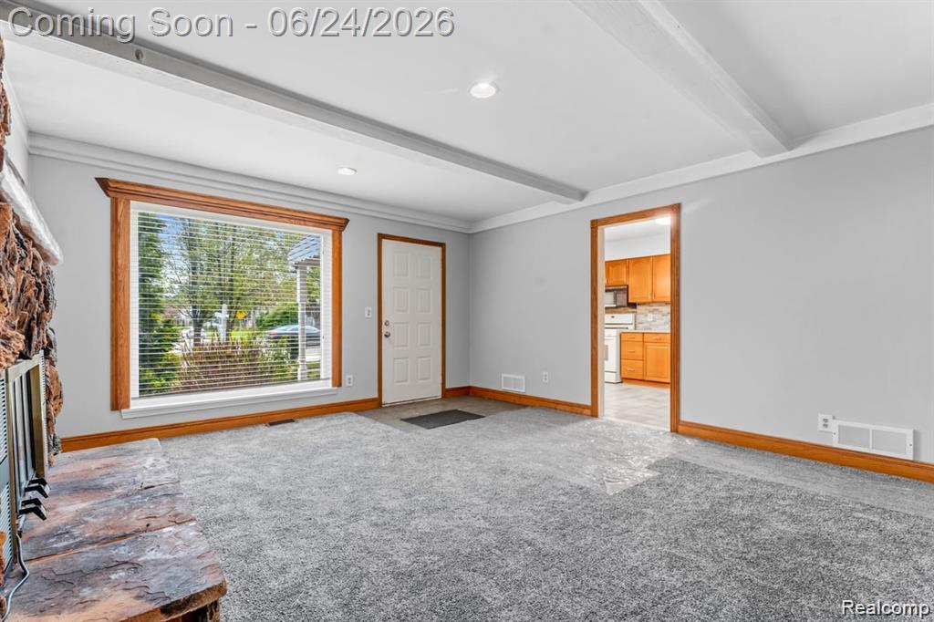 323 North Campbell Road Royal Oak, MI 48067 - Photo 3 of 22