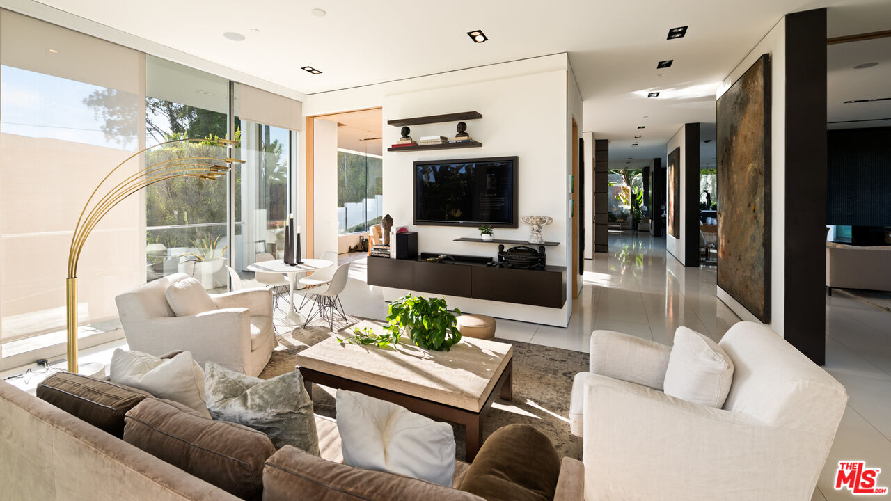 1740 Bel Air Road Los Angeles, CA 90077 - Photo 16 of 51