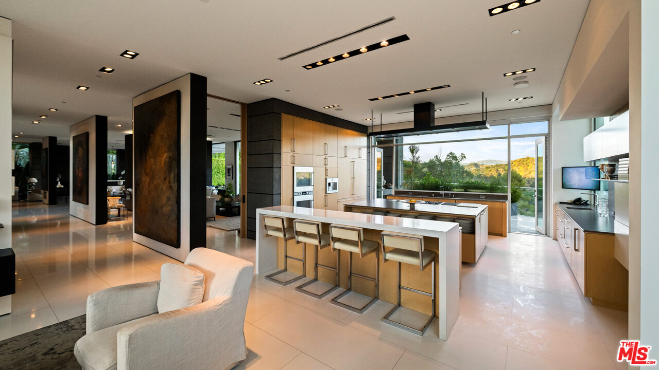 1740 Bel Air Road Los Angeles, CA 90077 - Photo 18 of 51