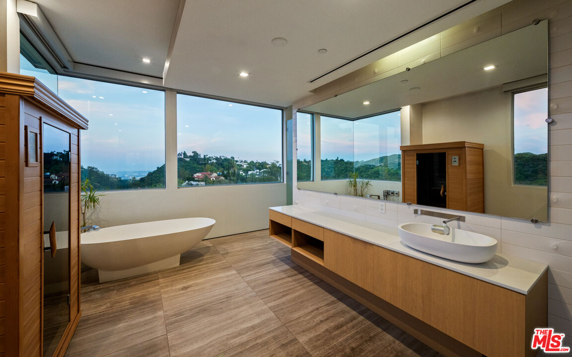 1740 Bel Air Road Los Angeles, CA 90077 - Photo 24 of 51