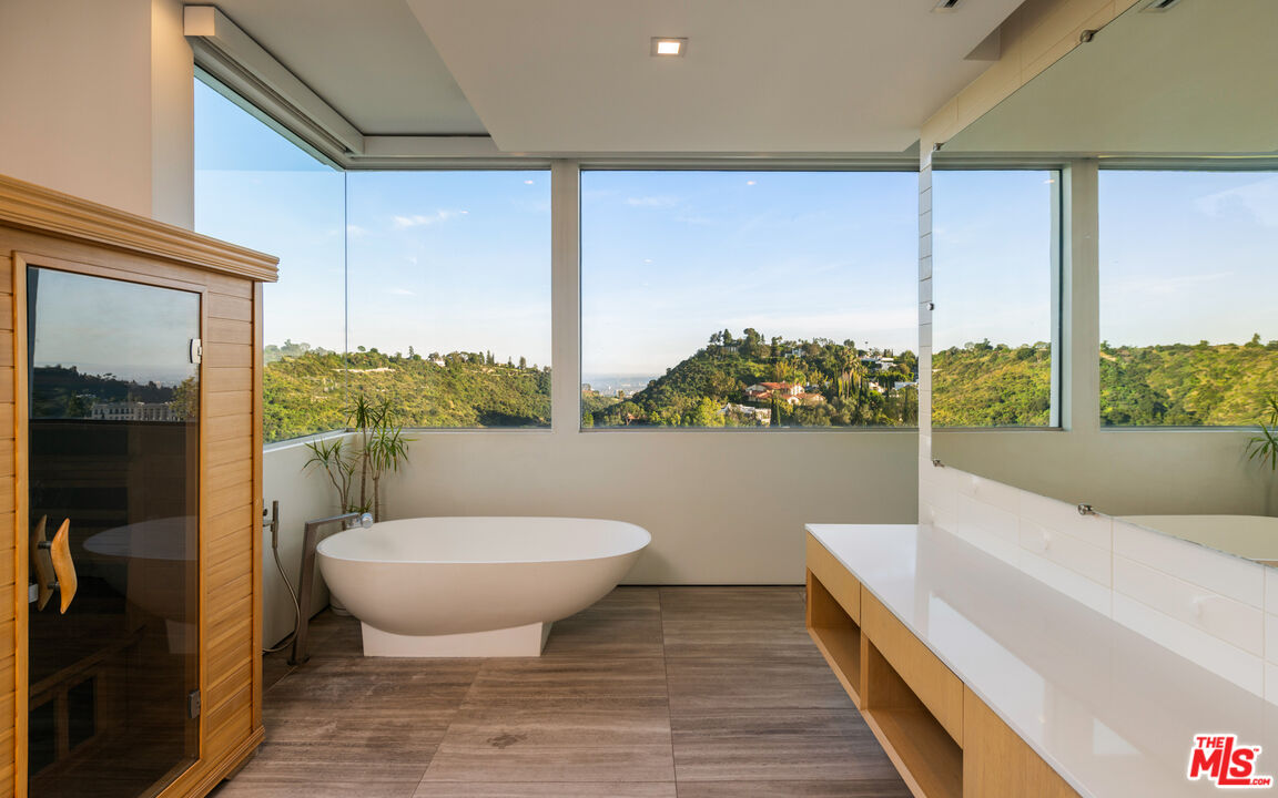 1740 Bel Air Road Los Angeles, CA 90077 - Photo 25 of 51